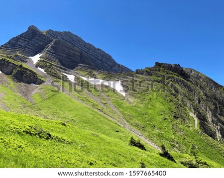Zindlenspitz Mountain above the valley Wagital or Waegital and alpine Lake Wagitalersee (Waegitalersee), Innerthal - Canton of Schwyz, Switzerland (Kanton Schwyz, Schweiz)