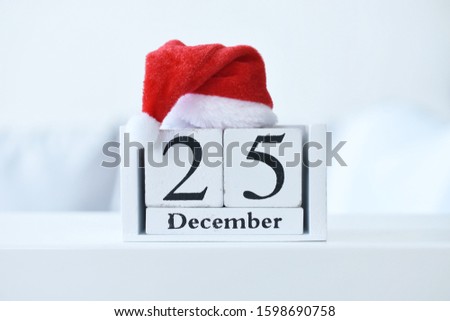 December 25 and a Santa hat on the table