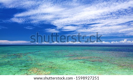 This is a summer seascape at Hatoma island in Okinawa Prefecture, Japan.
Hatoma island is the one of Yaeyama islands, and also well known as a tourist destination in this prefecture.