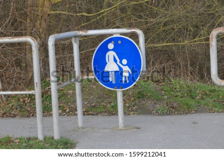 way with blue pedestrian sign