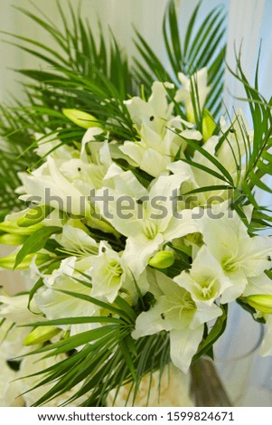 White flowers decoration for wedding 
