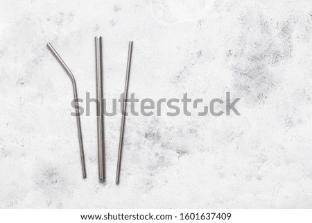 Top of view of metal straws 