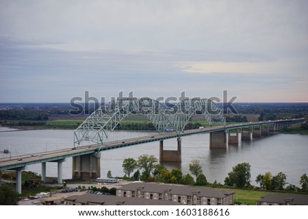 A bridge to cross over Mississippi river to connect  Tennessee and Arkansas at Memphis 