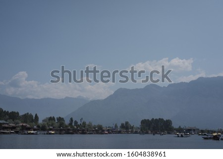 picture of the beautiful scenery of lakes and mountains in Indonesia