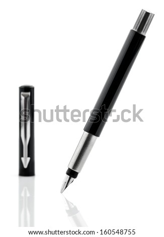 Ablack fountain pen photograped on a white background with a reflection