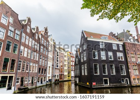 picture of a canal in the old town of Amsterdam, Netherlands