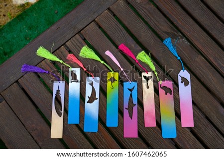 custom wooden colorful bookmarks designs