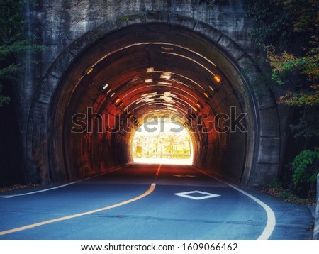 Two ways tunnel an the end light