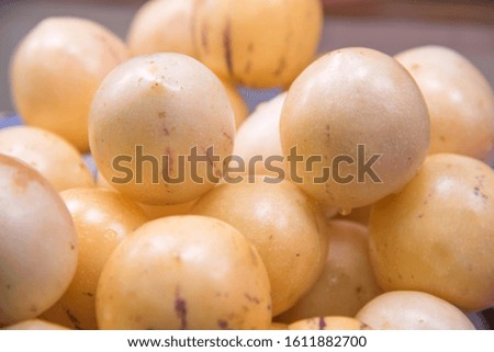 Fresh and delicious ginseng fruit pictures