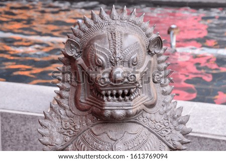 Photo Picture of a Classic Oriental Statue