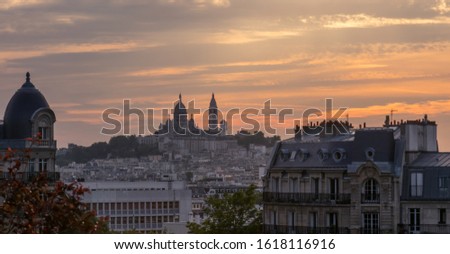 Photo of a beautiful sunset over the Sacre Coeur in Paris