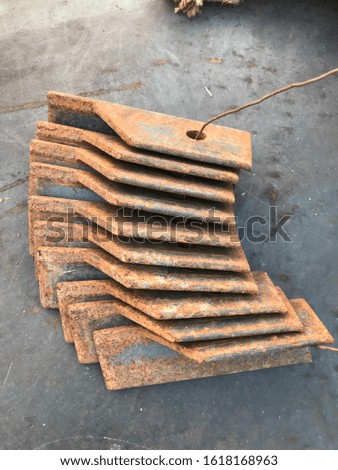 Steel angle , Steel support structure for fabrication, Rusted steel