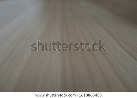 Wood grain background
Used to write messages