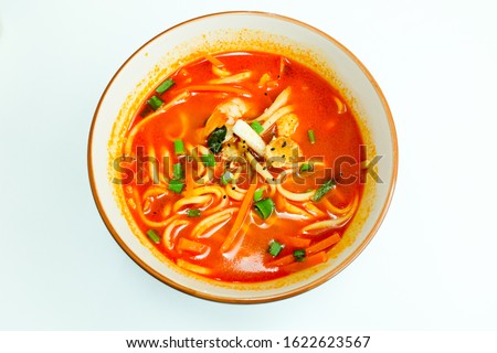 A picture of spicy Korean seafood noodle called "jjampong".