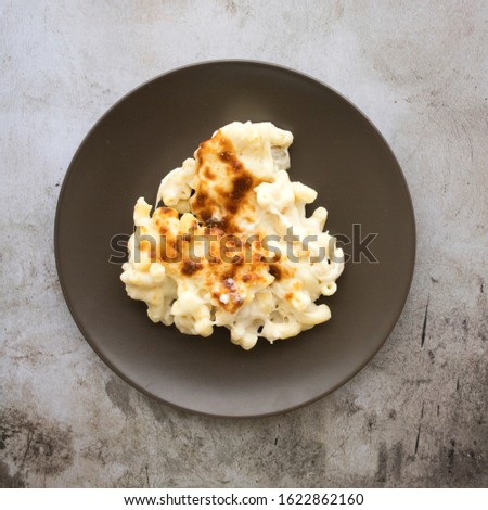 Oven Baked Macaroni and Cheese