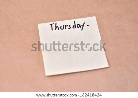 Text Thursday on the short note texture background