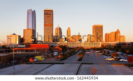A view of the skyline of Oklahoma City at sunrise.