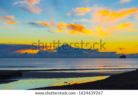 Sunrise Scenery at Hot Water Beach, Coromandel New Zealand