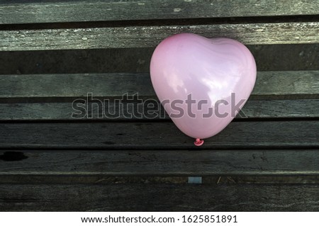 Love Pink balloon on the chair                 