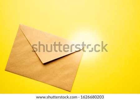 Envelope on yellow background.
Image to send email.