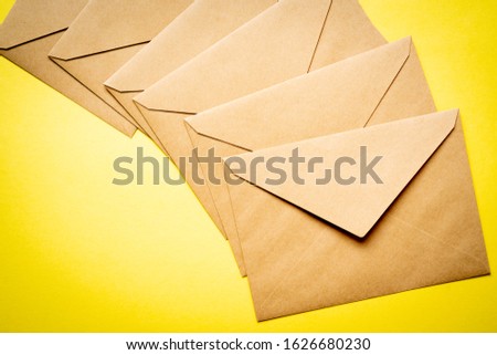Envelope on yellow background.
Image to send email.