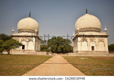Qutub Shahi dynasty architectural traditions of Qutub Shahi Tombs