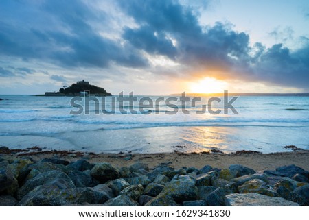 Winters sunset at Marazion with St Michaels Mount in the distance Cornwall England UK