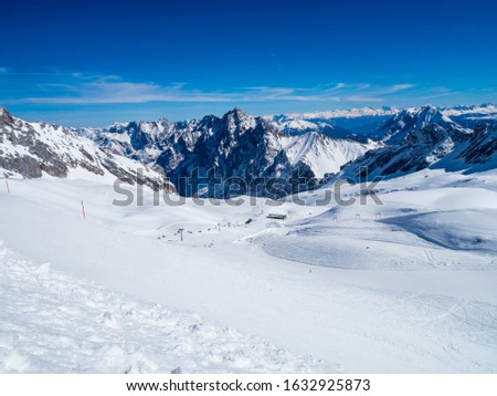 Ski slop with ski cake at Zugspitze, Germany