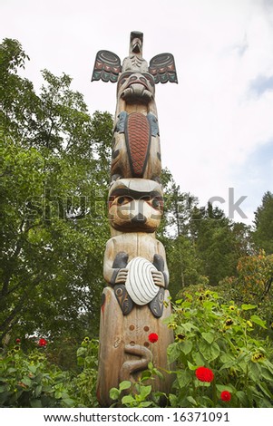 American Indian totem decorates and protects beautiful park