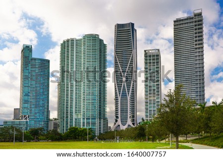 View at Miami residencial and office skyscrapers