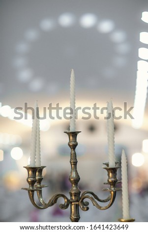 Auspicious candles and candles on the wedding day