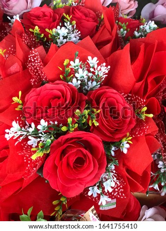 Photos of the bouquet of roses sold on Valentine's Day, happy love and happy valentine's day