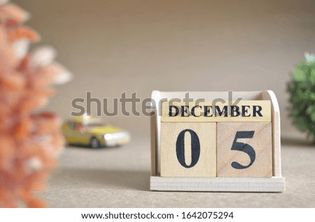 December 5, Date design in natural concept.