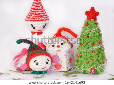 Decorative Waldorf toys handmade by wool, representing Christmas holiday symbols