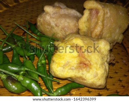 Tofu Bunting Snacks from Indonesia, presented using raw chili