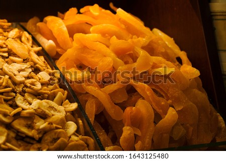 Dried and sliced apricots and bananas