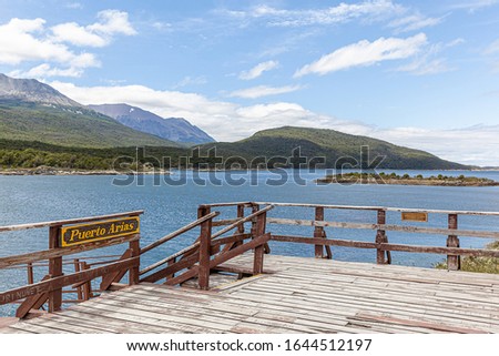 Deck and sign of Puerto Arias (Arias Port) - Tierra del Fuego National Park - Ushuaia, Argentina