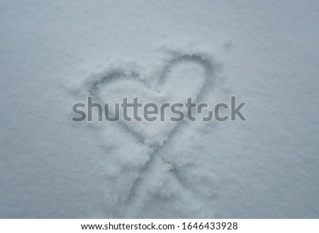 Draw Heart on the snow