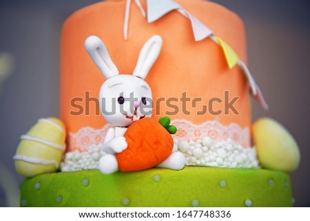  Beautifully decorated cake for birthdays, holidays and other celebrations.