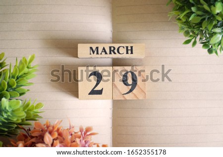 March 29, Natural notebook Calendar.