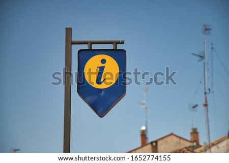 Street sign in Tordesillas, Spain. Royalty-Free Stock Photo #1652774155