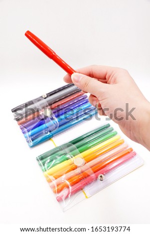 Set of colouring felt tip marker pens 
