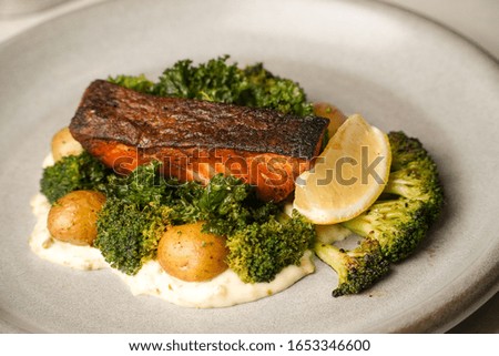 the salmon steak photo stock