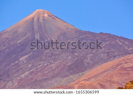 Photo Picture of the Beautiful Volcan Basaltic Mountain