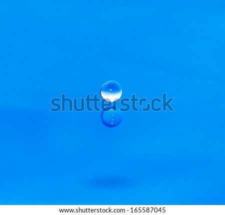 a drop of water in the air close