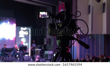 Recording and broadcasting live concerts on camcorders. Professional Video Recording Business