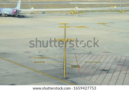ground lines at the airport