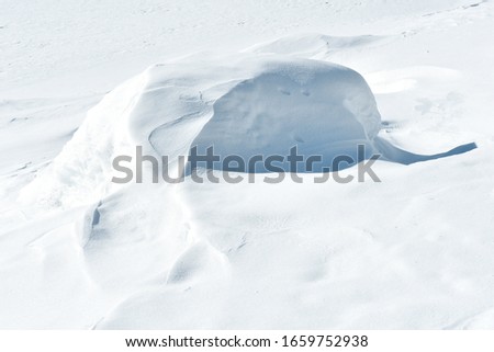 Picture of fresh snow hills.