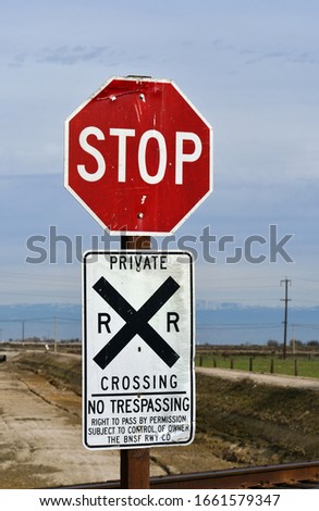 Stop silent forever crossing next to ditch