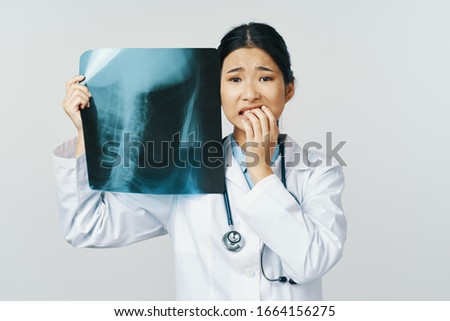 female doctor and x-ray professional interns